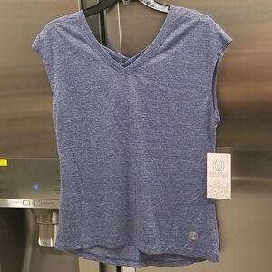 💕BALANCE COLLECTION💕 V-neck Back Cross T-Shirt